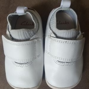 Clarks baby shoez
